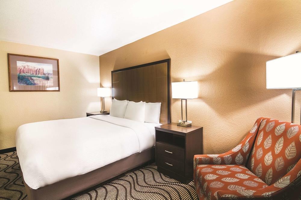 La Quinta By Wyndham Las Vegas Redrock/Summerlin Bagian luar foto