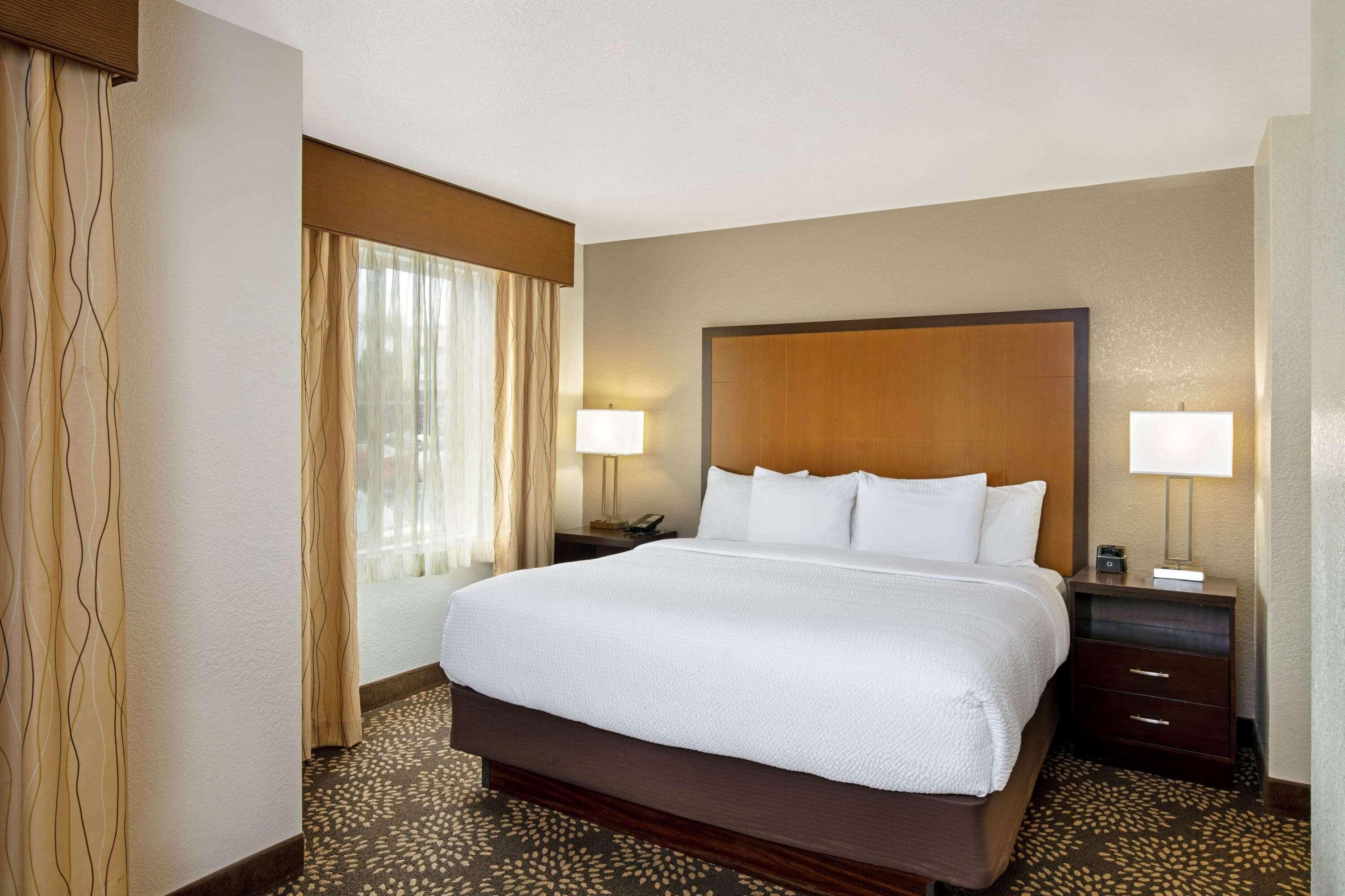 La Quinta By Wyndham Las Vegas Redrock/Summerlin Bagian luar foto