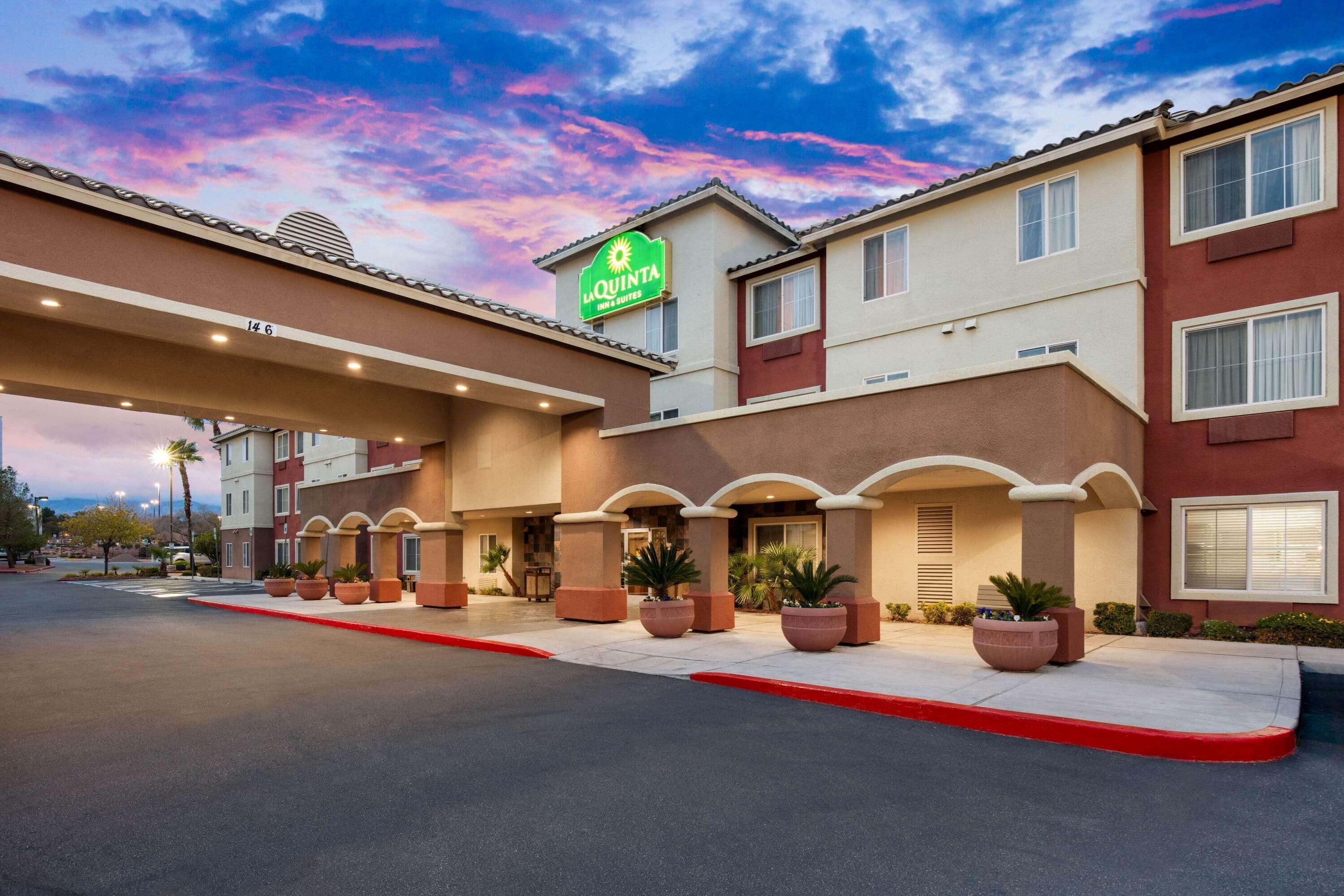La Quinta By Wyndham Las Vegas Redrock/Summerlin Bagian luar foto